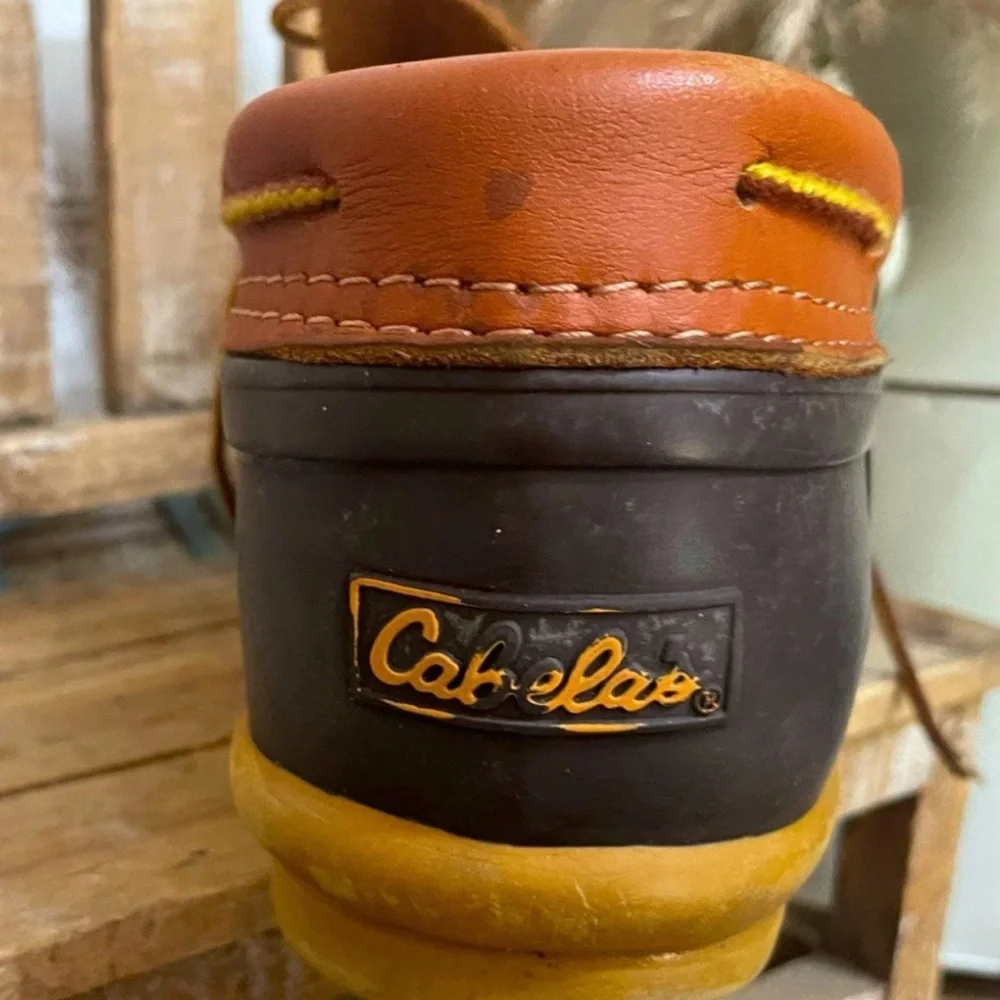 Cabelas Duck Boots Men 10 brown leather steel shank rubber Boots Worn ONCE!